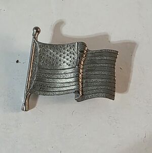 Longaberger Basket Charm Brooch Combo